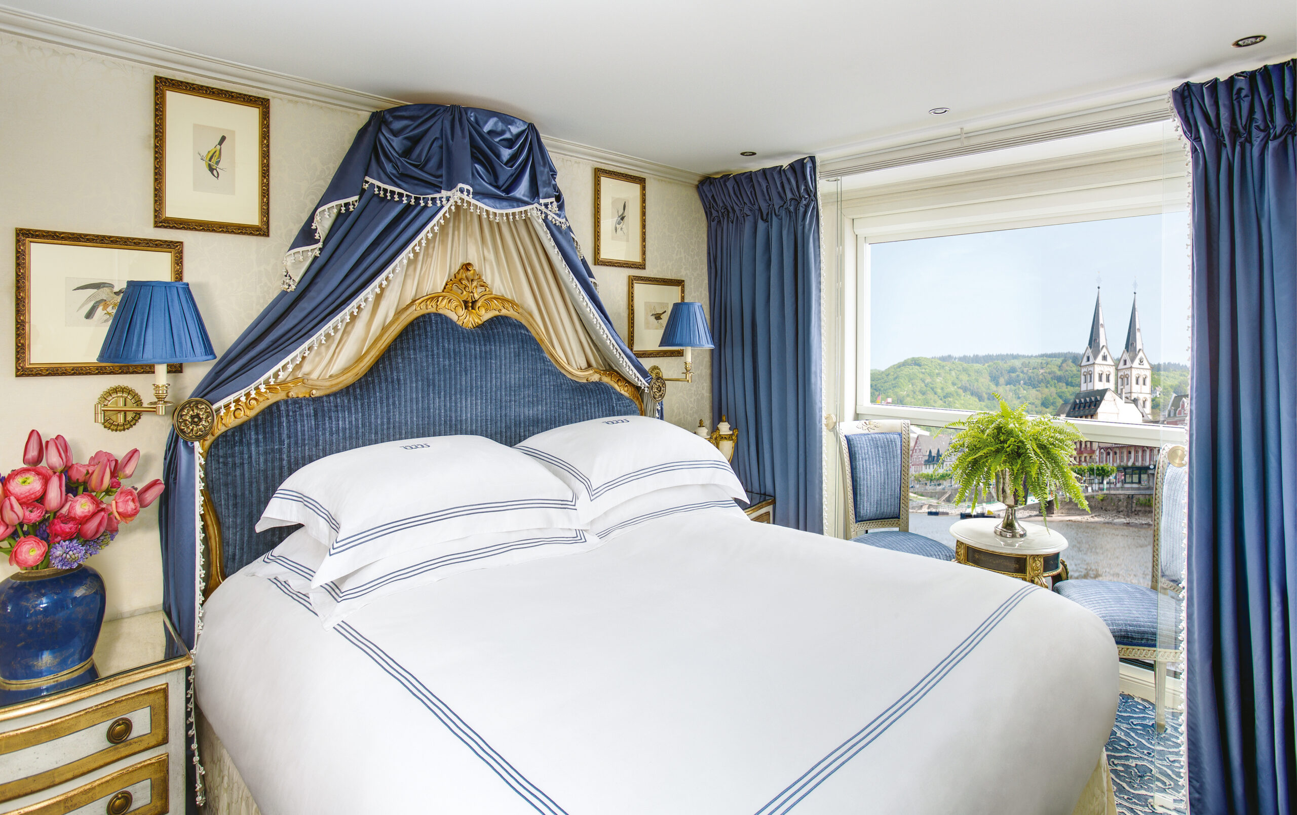 Suítes French Balcony S.S Maria Theresa Uniworld