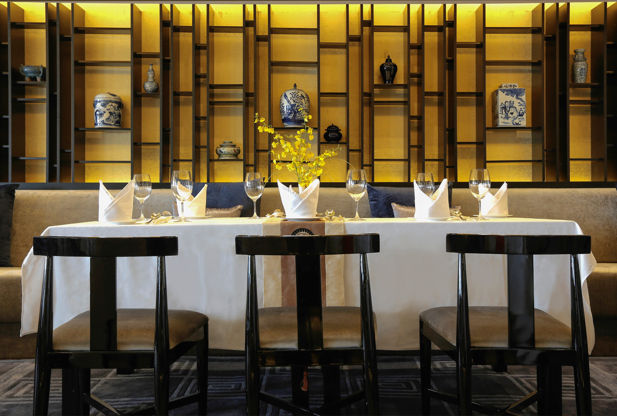 Sanctuary Yangzi Explorer Uniworld navegando China