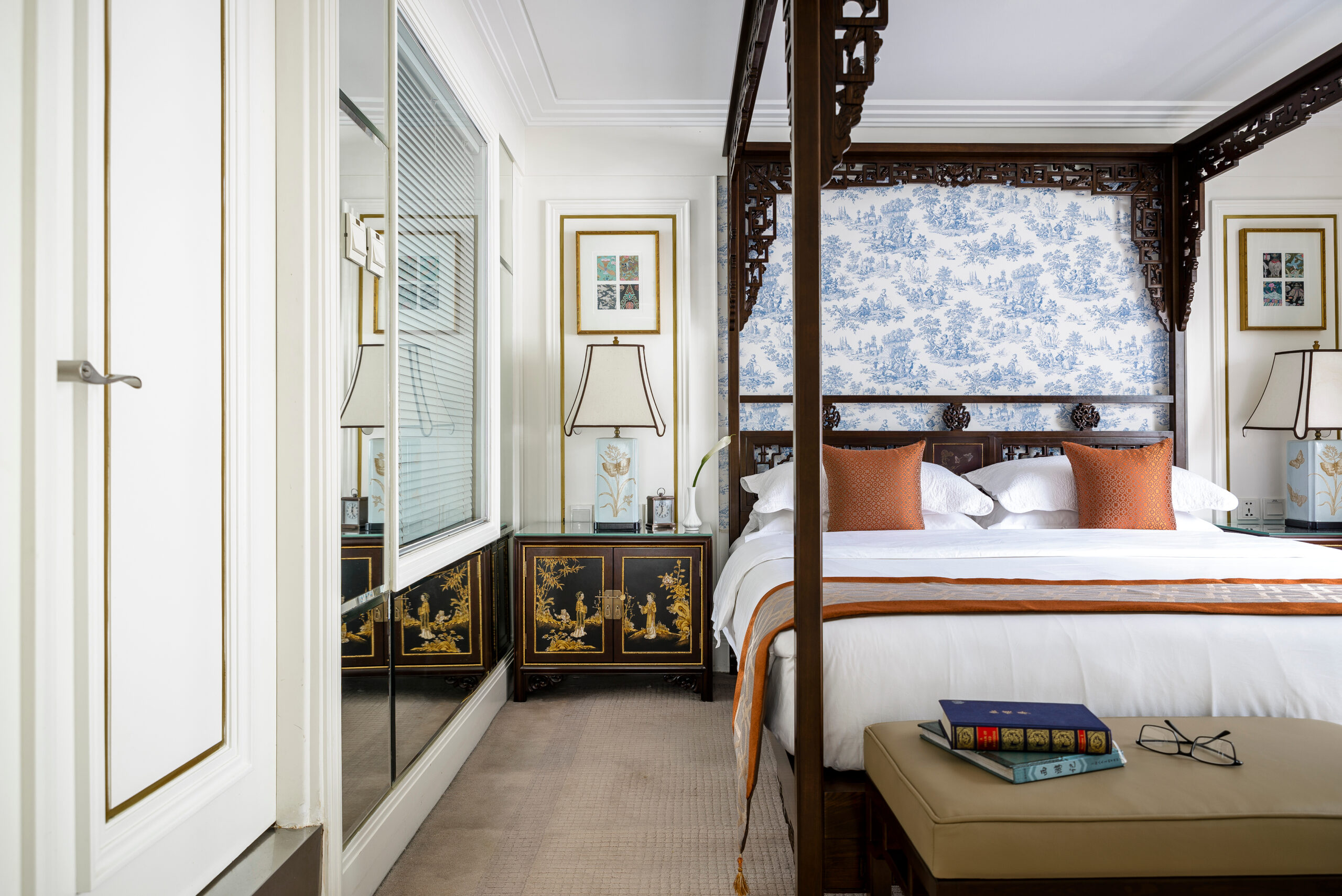 Sanctuary Yangzi Explorer Uniworld navegando China