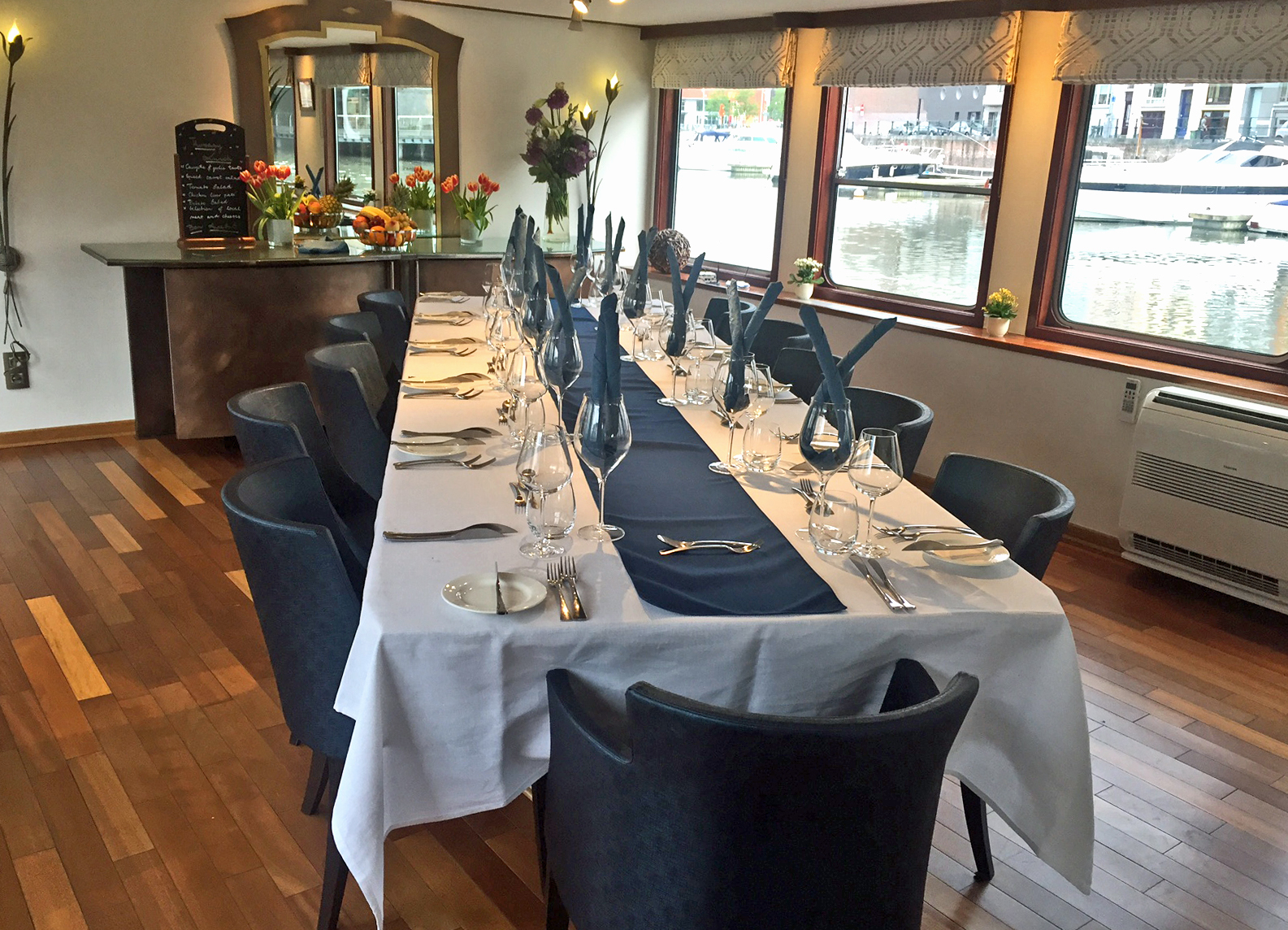 sala de jantar european waterways cruzeiros fluviais