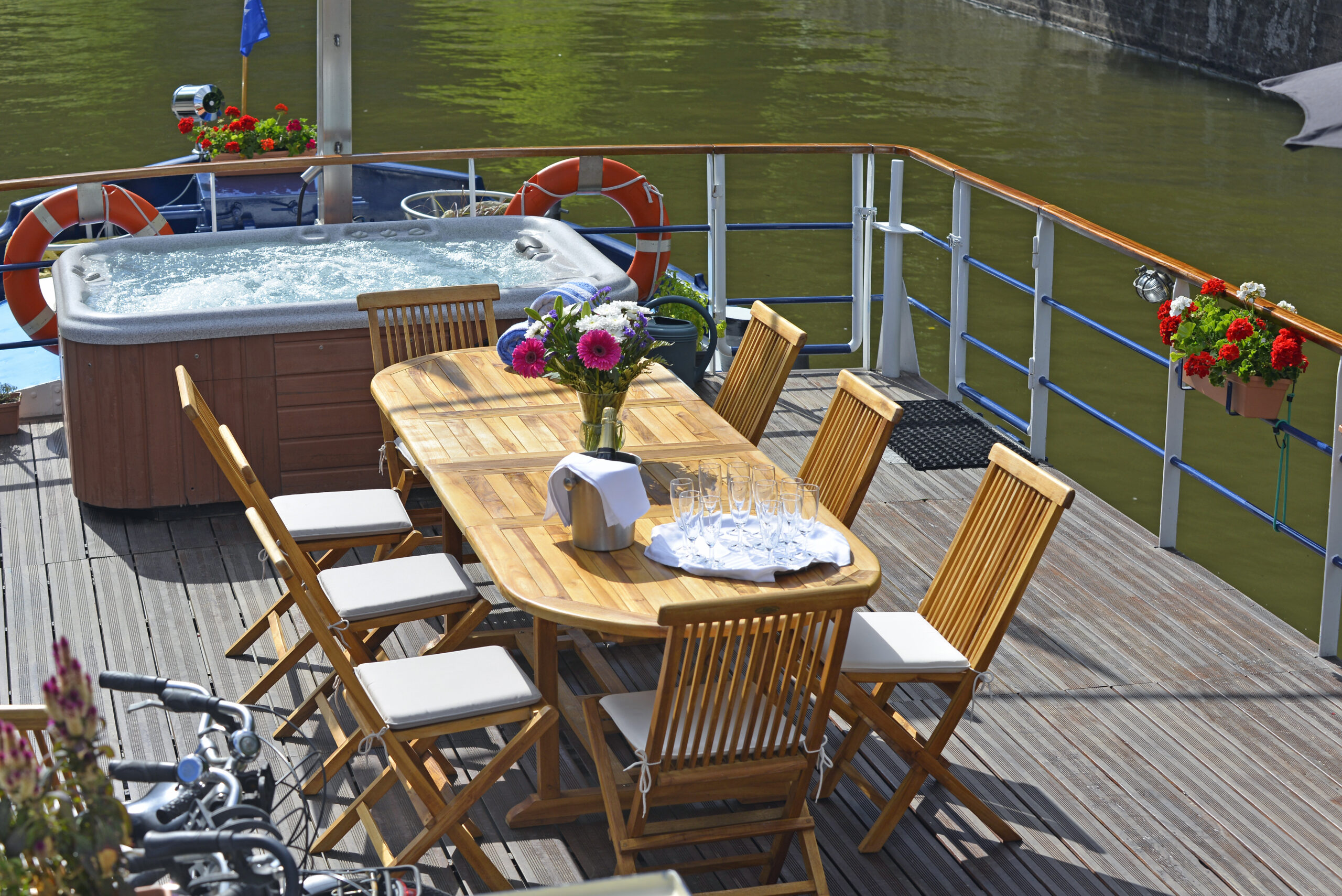sun deck european waterways cruzeiros fluviais